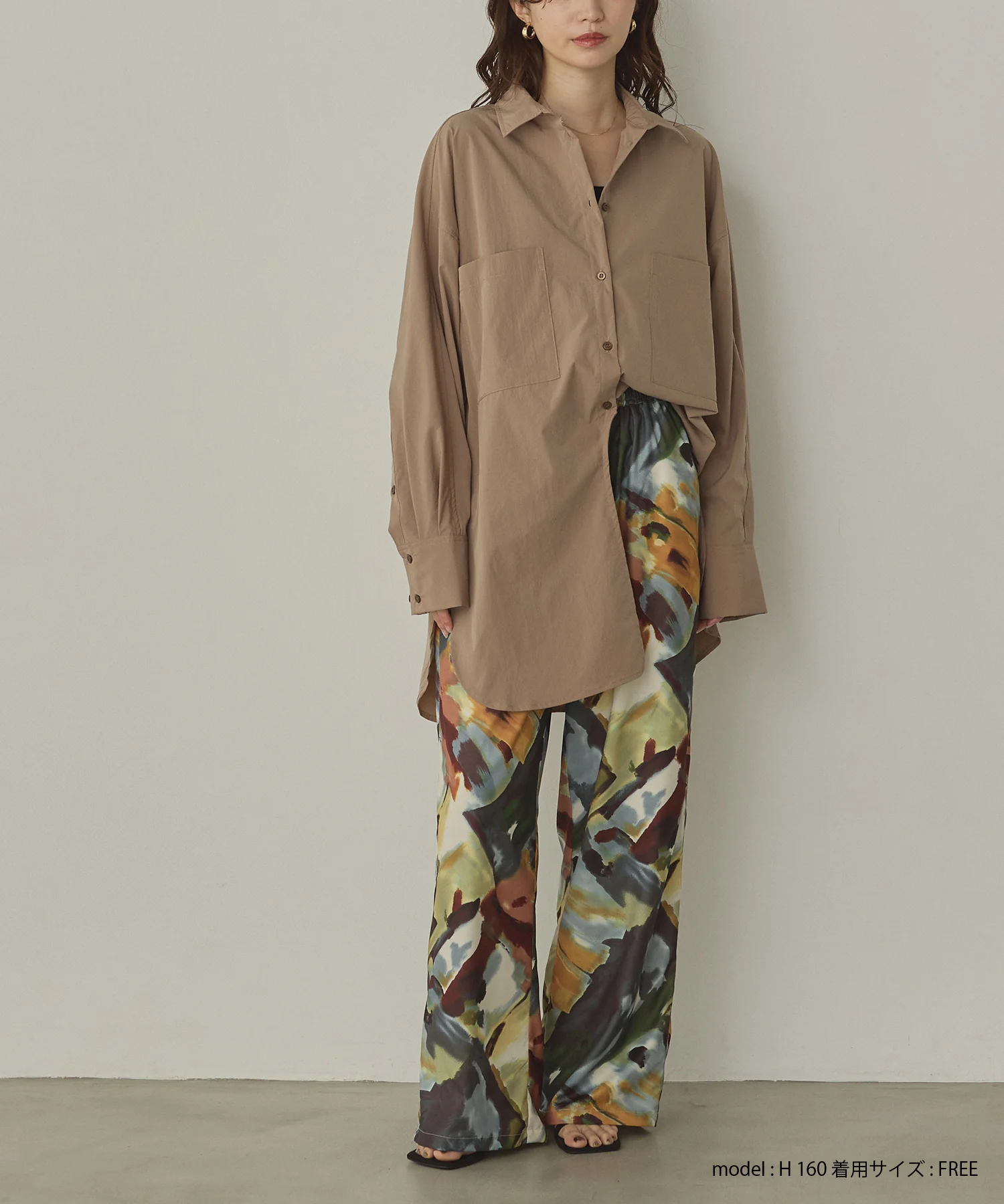 ジョーゼット柄 ストレートパンツ