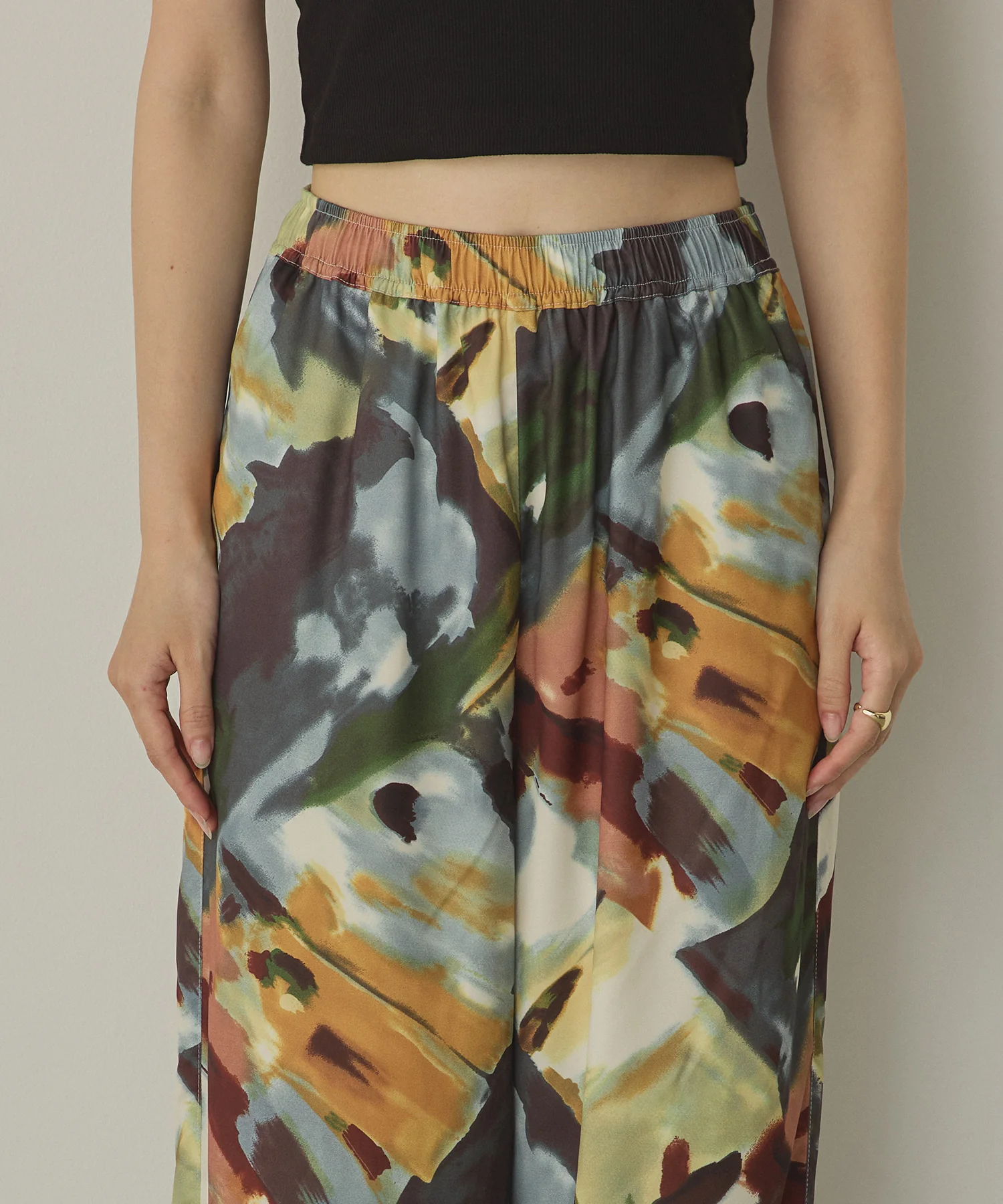 ジョーゼット柄 ストレートパンツ