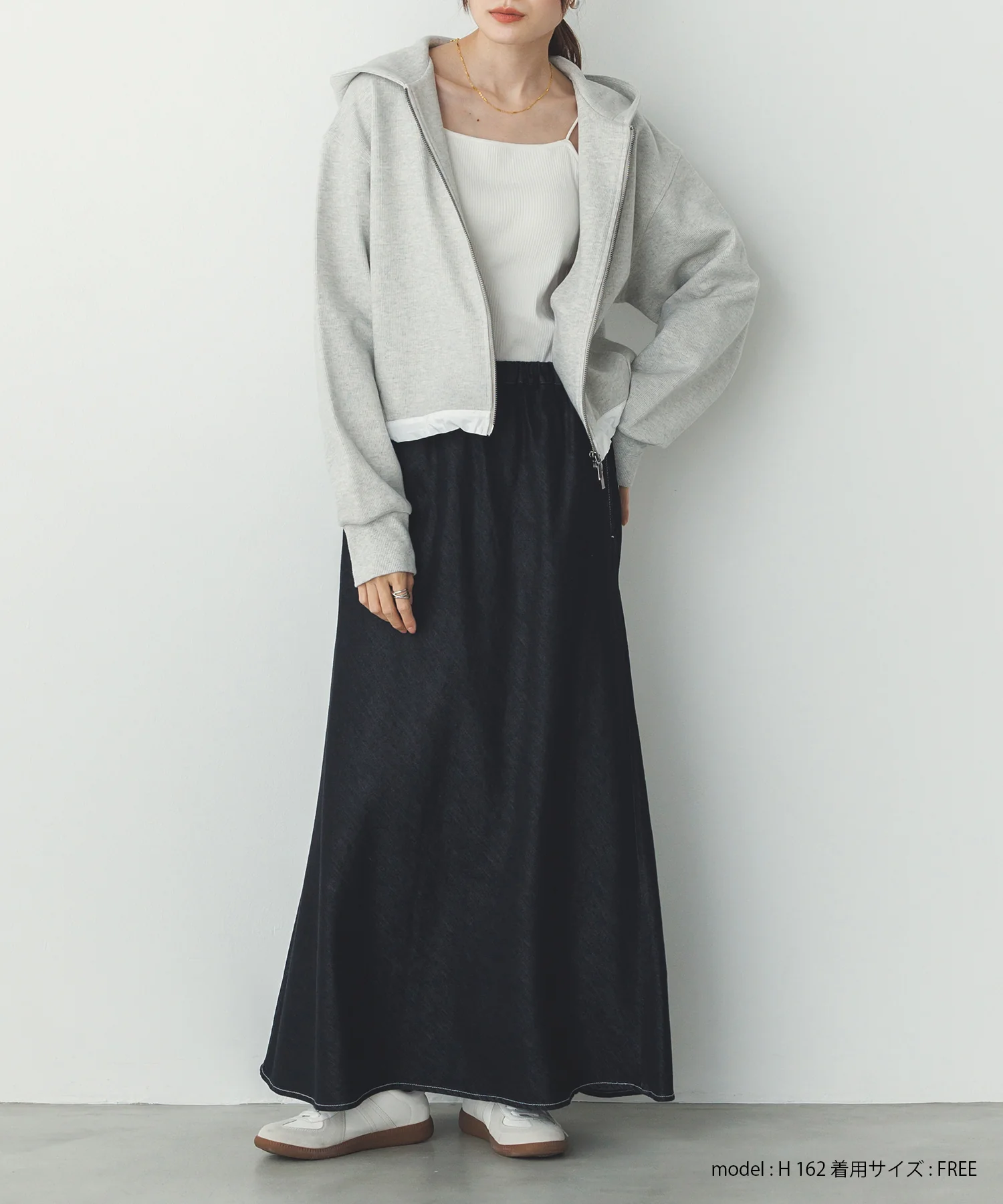 ダブルジップ ショートフーディ