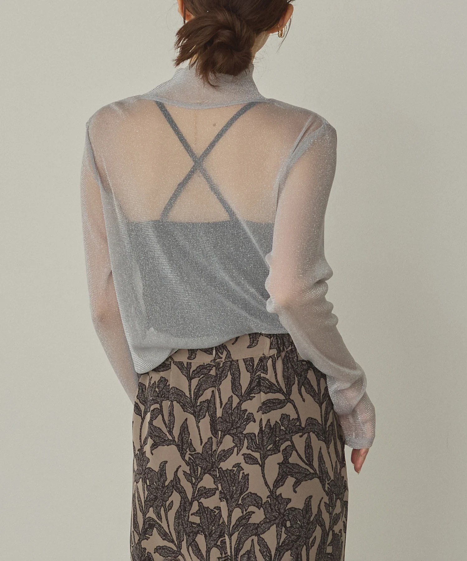 【新色追加】ラメシアー ハイネックトップス