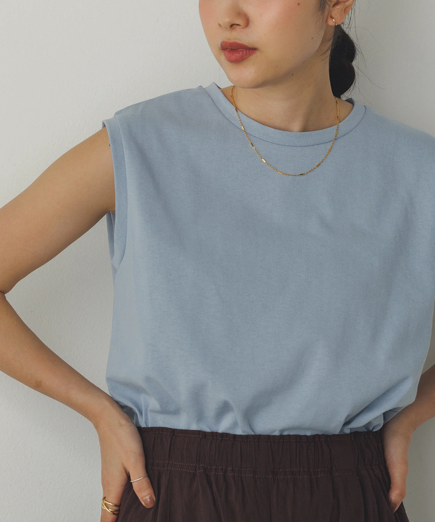 【新色追加】ベーシックノースリーブトップス