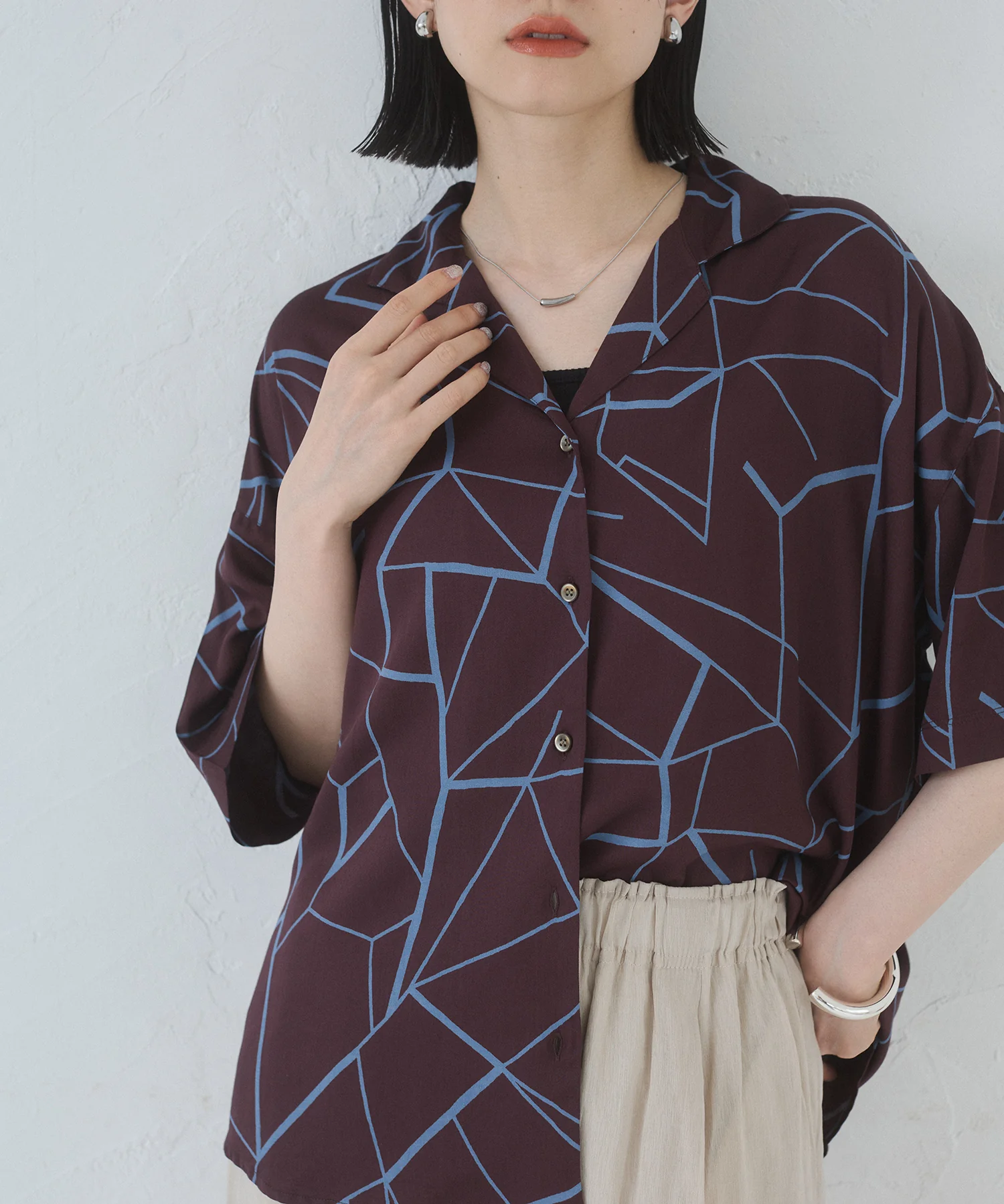 ビスコースサテン プリント開襟シャツ