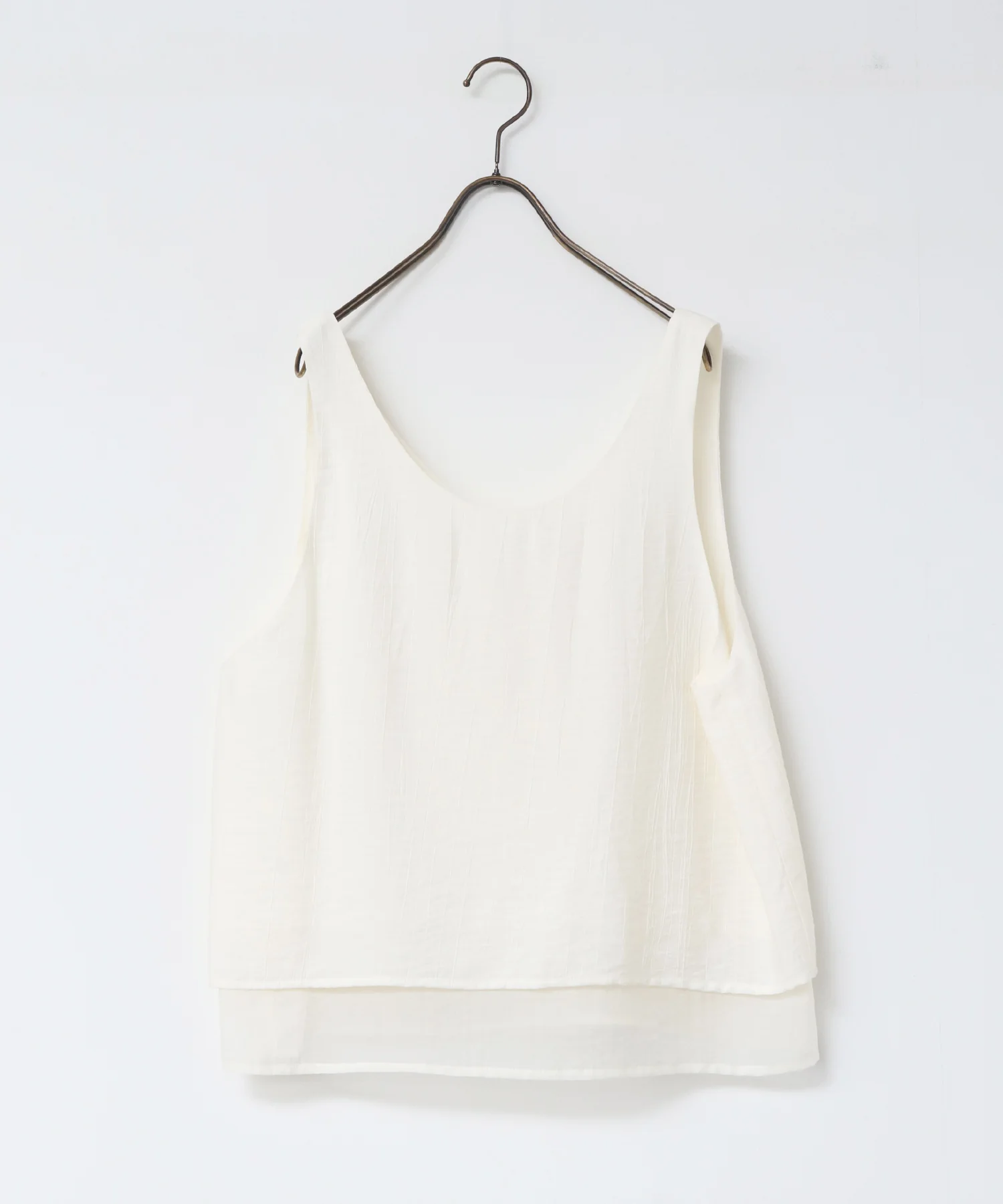 ワッシャーサテン ゆるタンクトップ