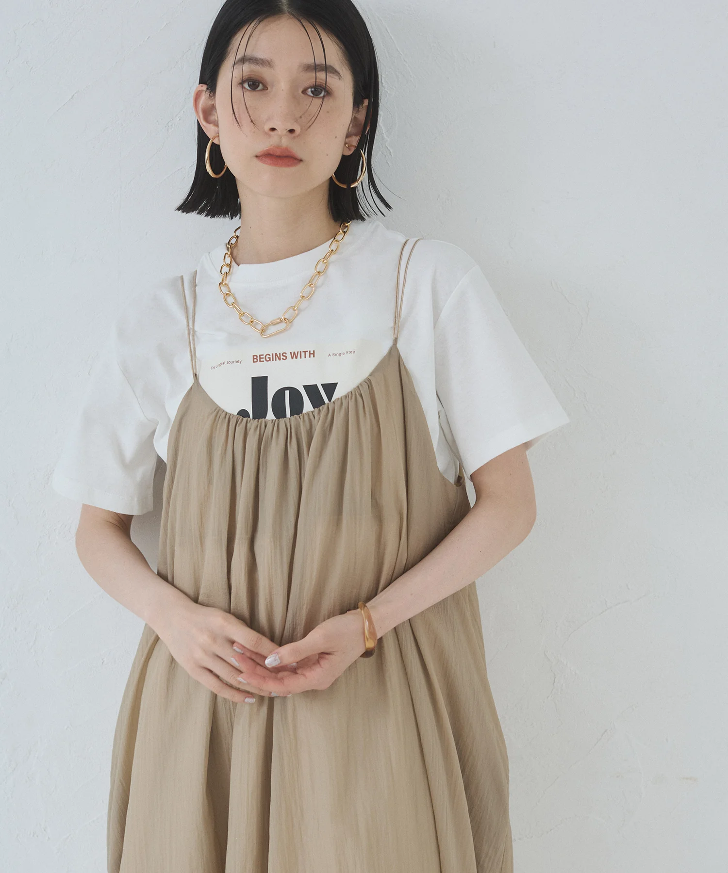 半袖 ロゴプリントTシャツ