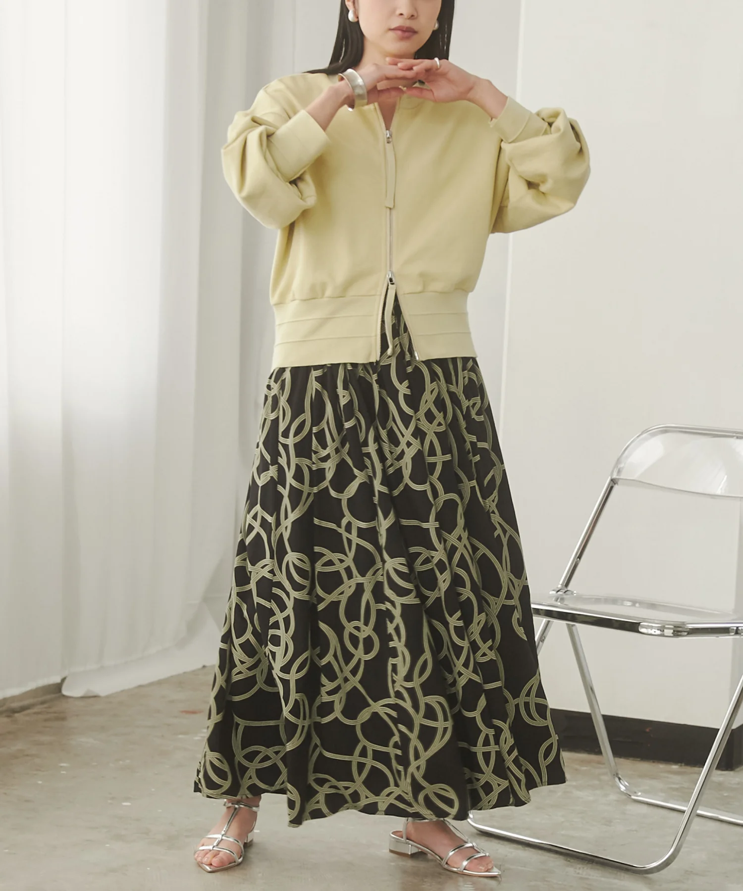 ジオメ柄プリントフレアスカート