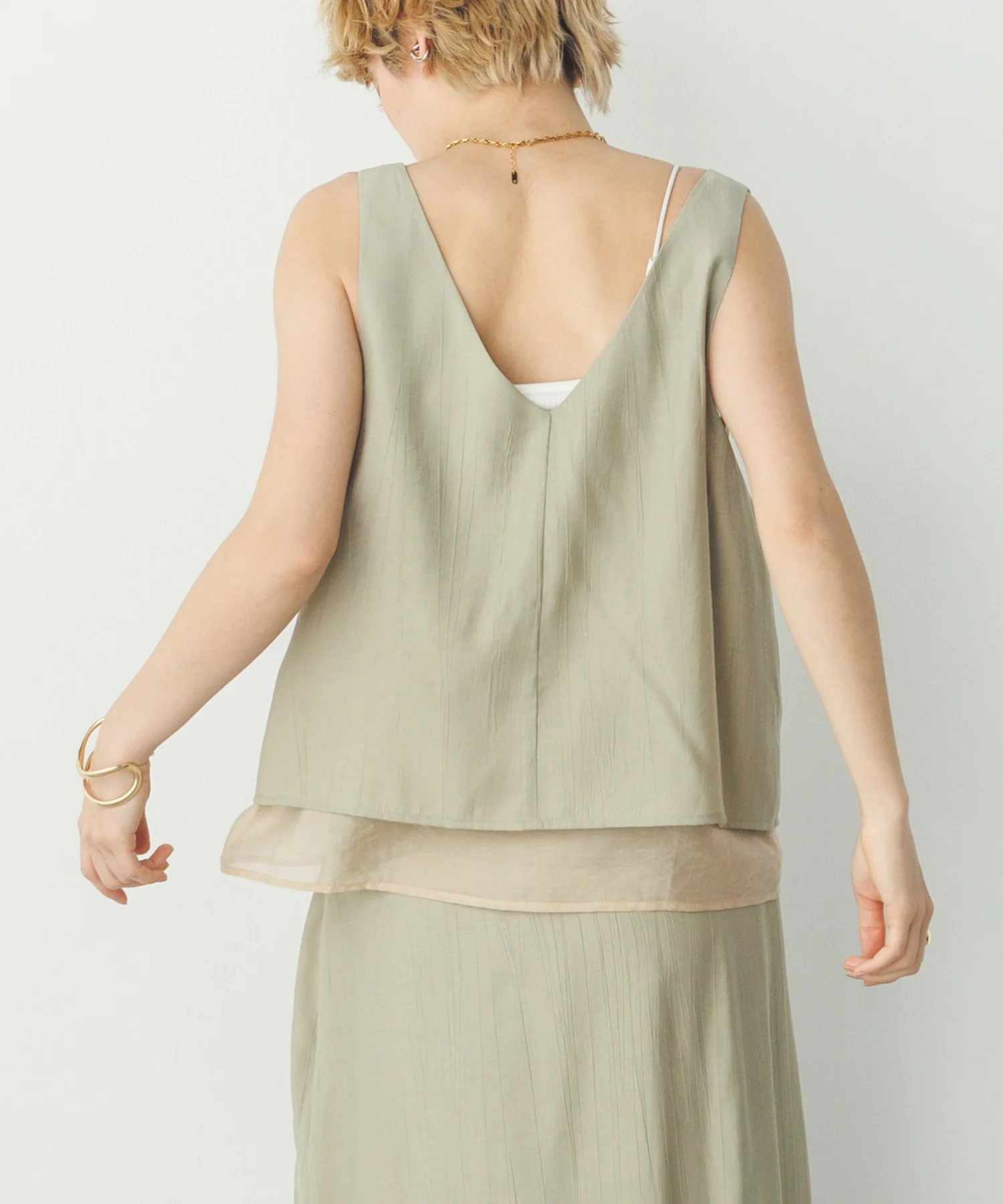 ワッシャーサテン ゆるタンクトップ