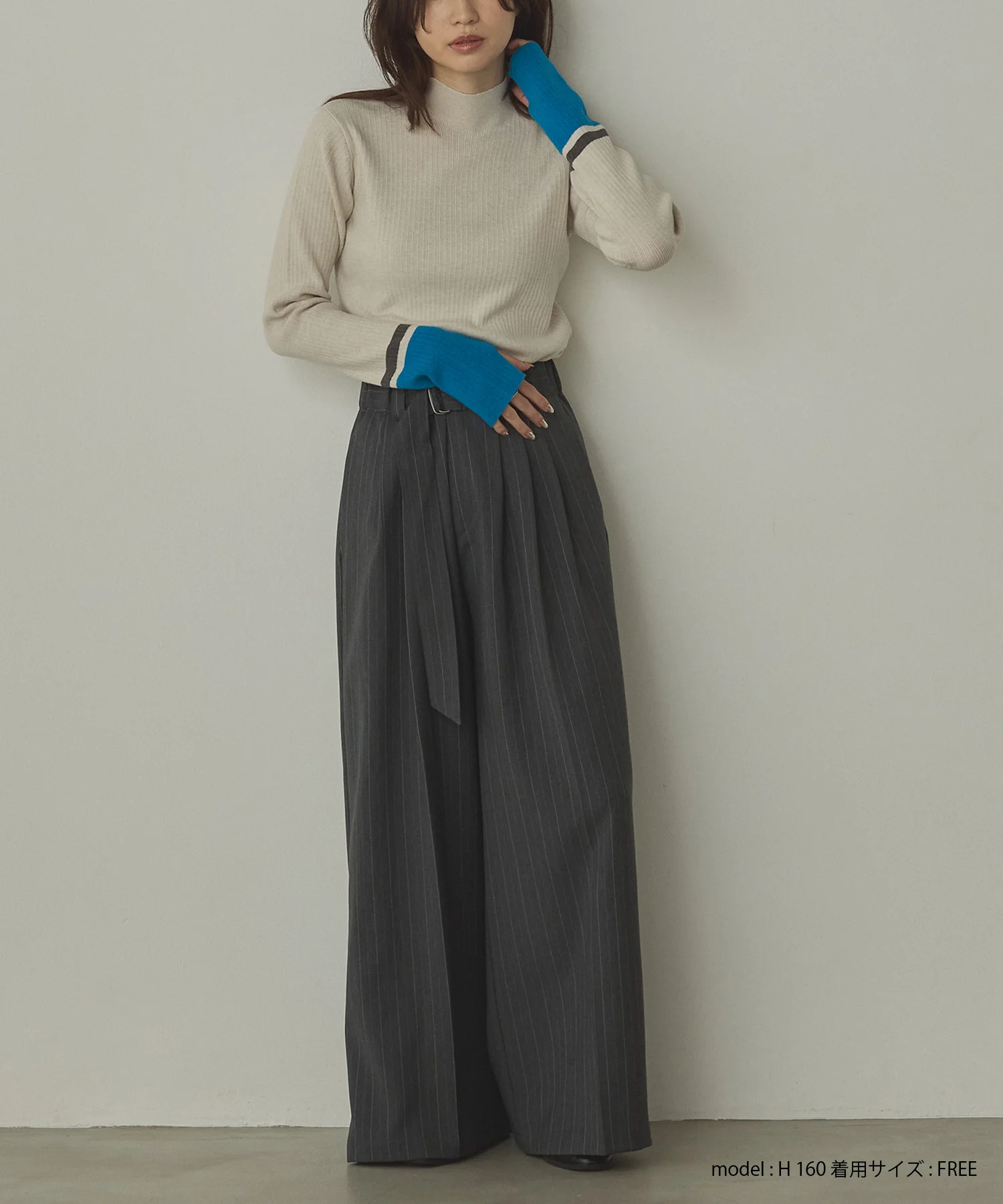 【静電気防止】やわもちヤーン 袖配色 ハイネックリブニット