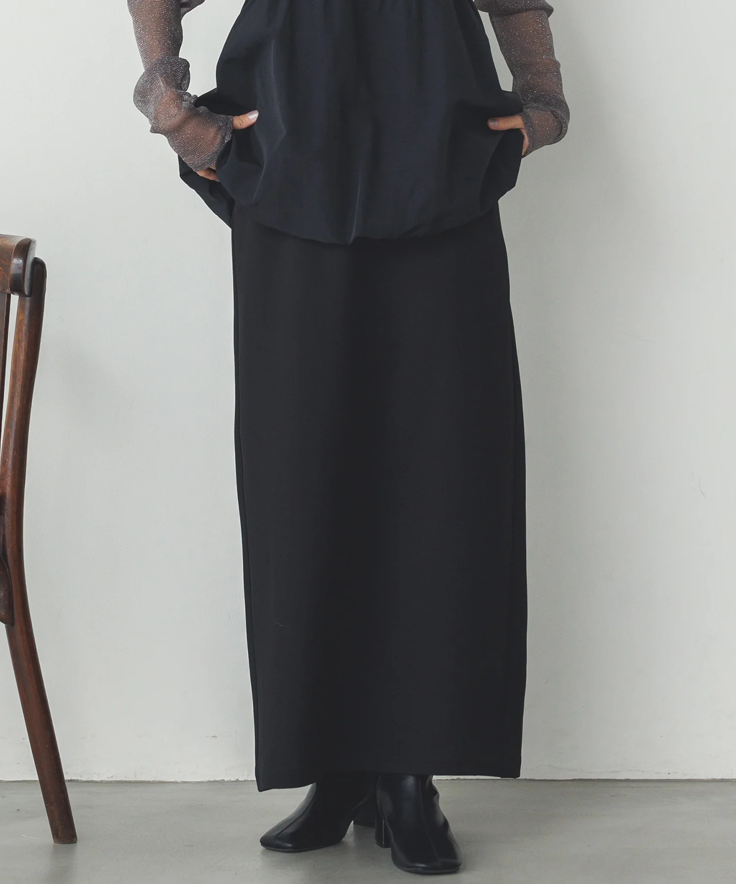 ストレッチポリツイル ナロースカート