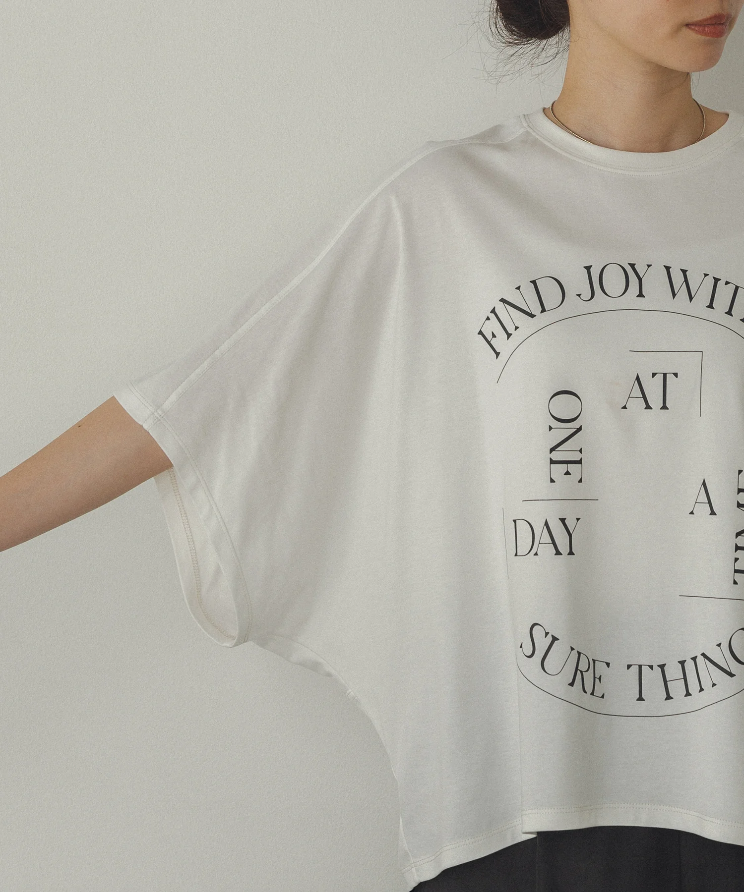 ドルマン ロゴTシャツ