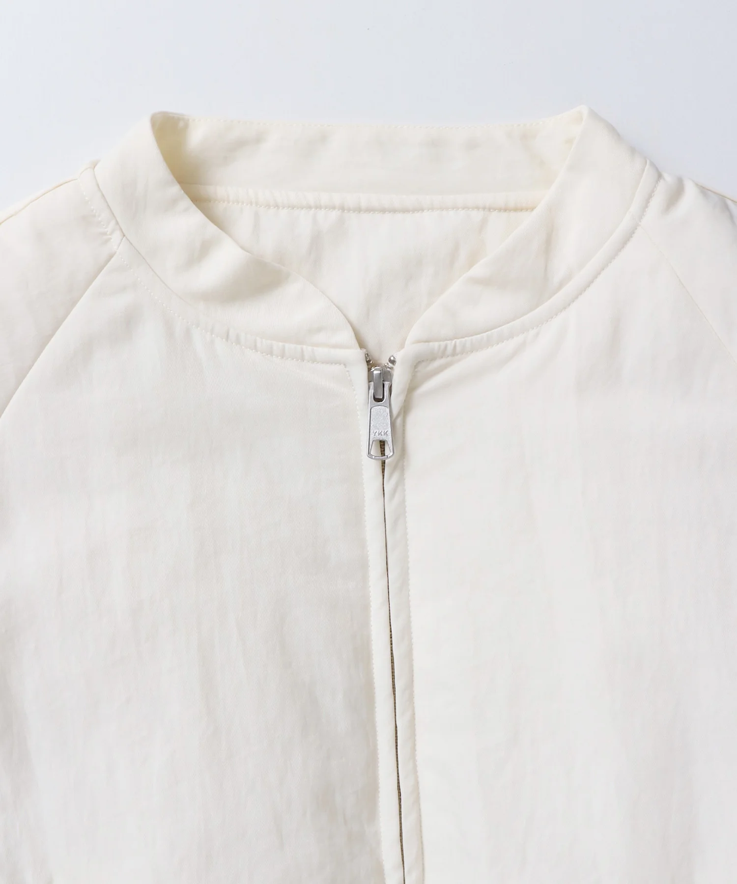 ナイロンツイル バルーンブルゾン