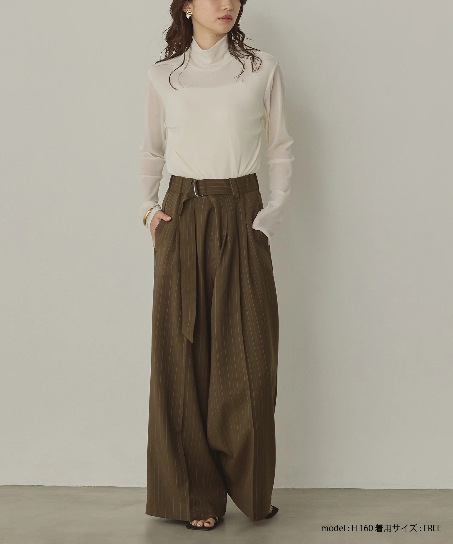 ツイルストライプ タックワイドパンツ