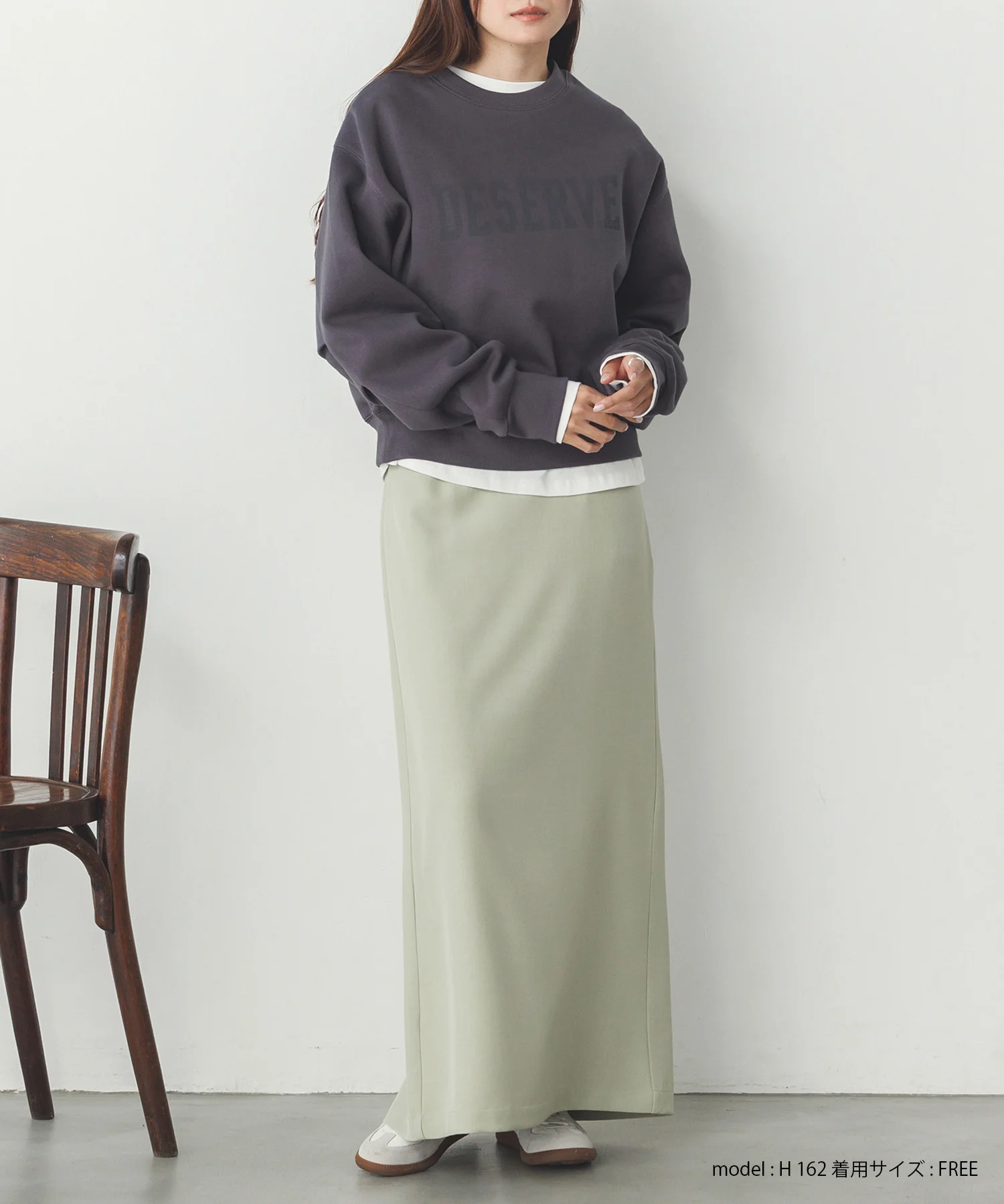 スリーブタック ロゴプリントスウェット