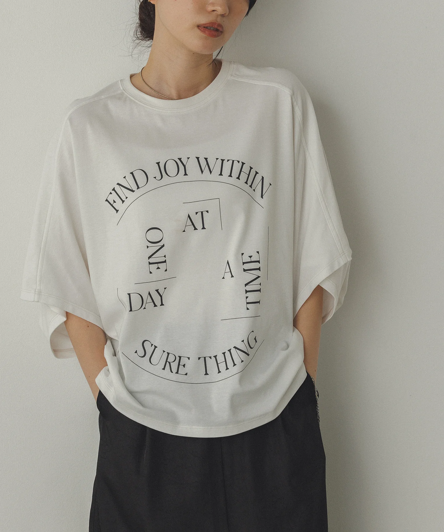 ドルマン ロゴTシャツ