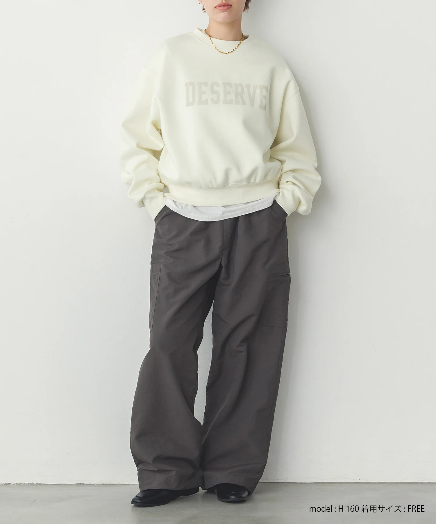 スリーブタック ロゴプリントスウェット