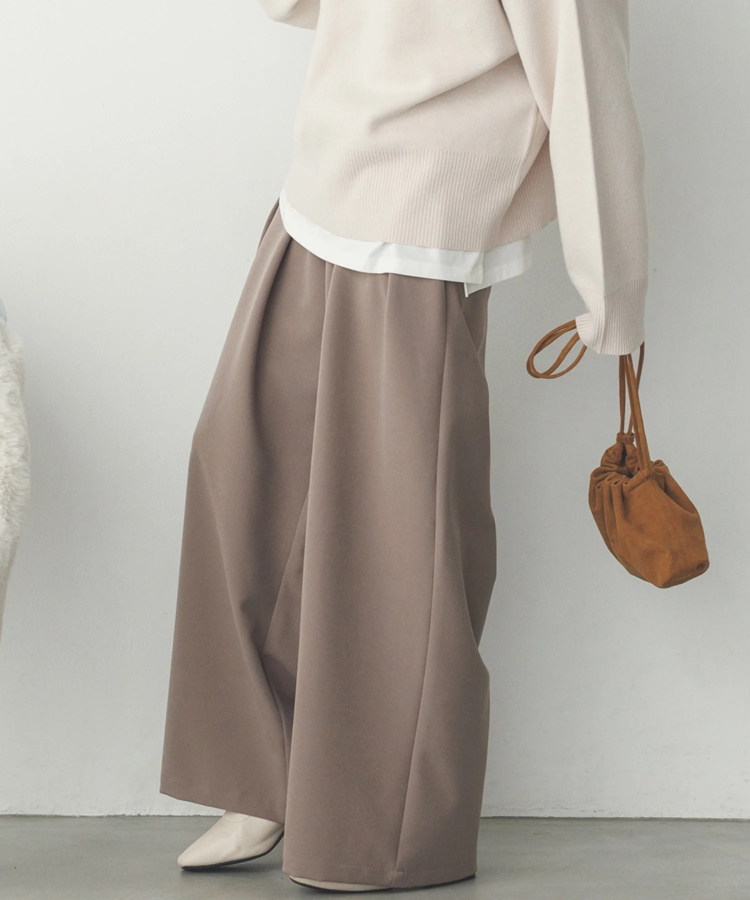 ストレッチワイドパンツ