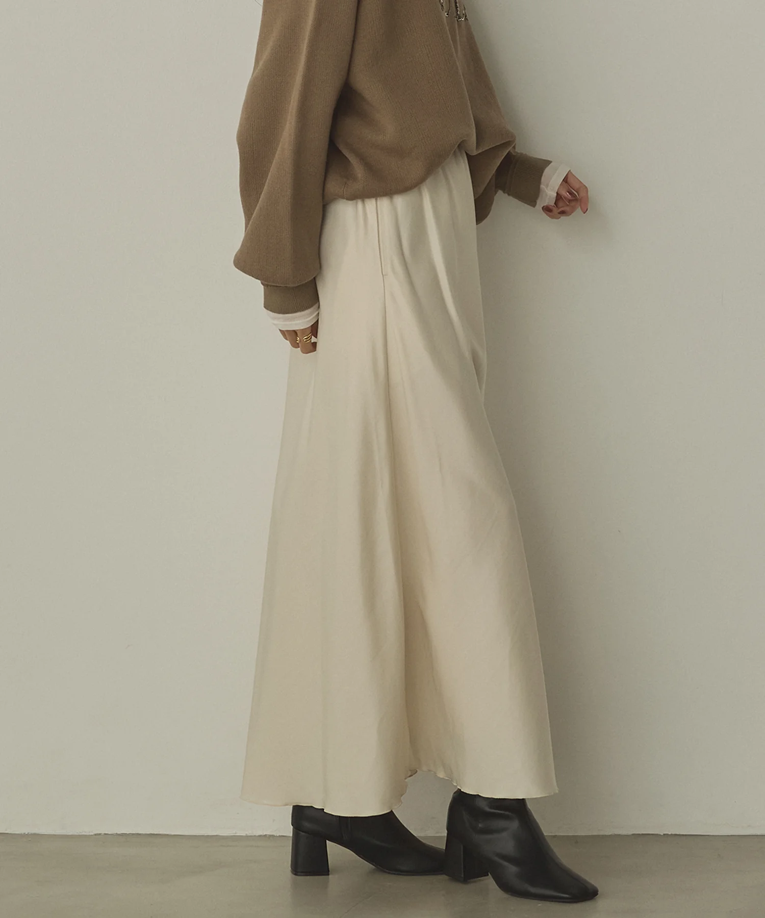 ビンテージサテン ナロースカート