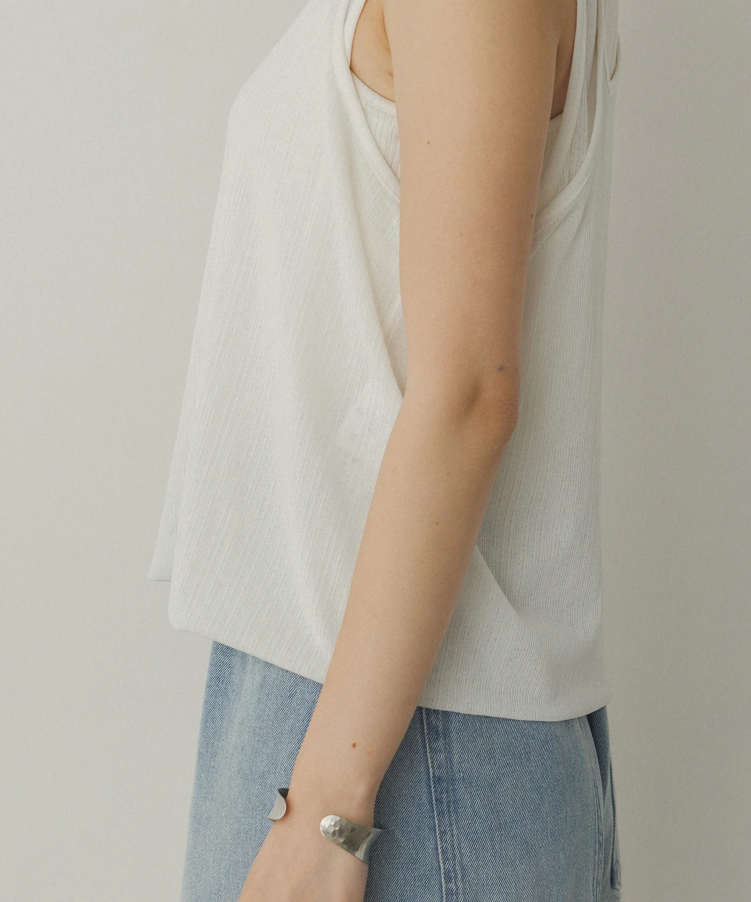 ランダムリブ シアータンクトップ