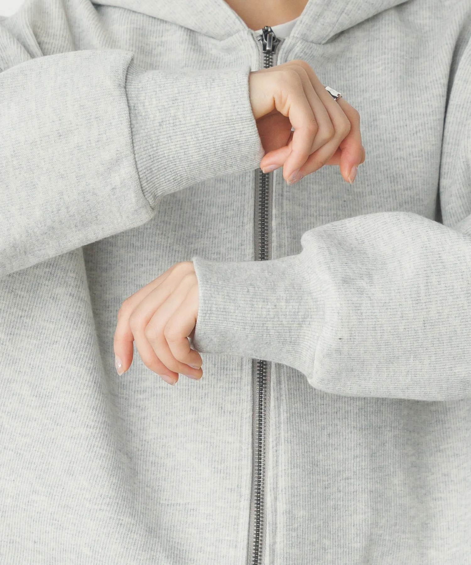 ダブルジップ ショートフーディ