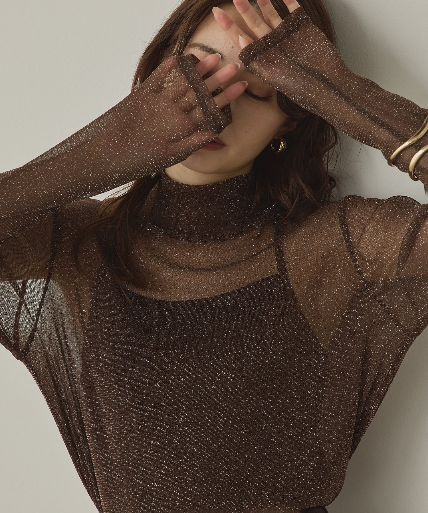 【新色追加】ラメシアー ハイネックトップス