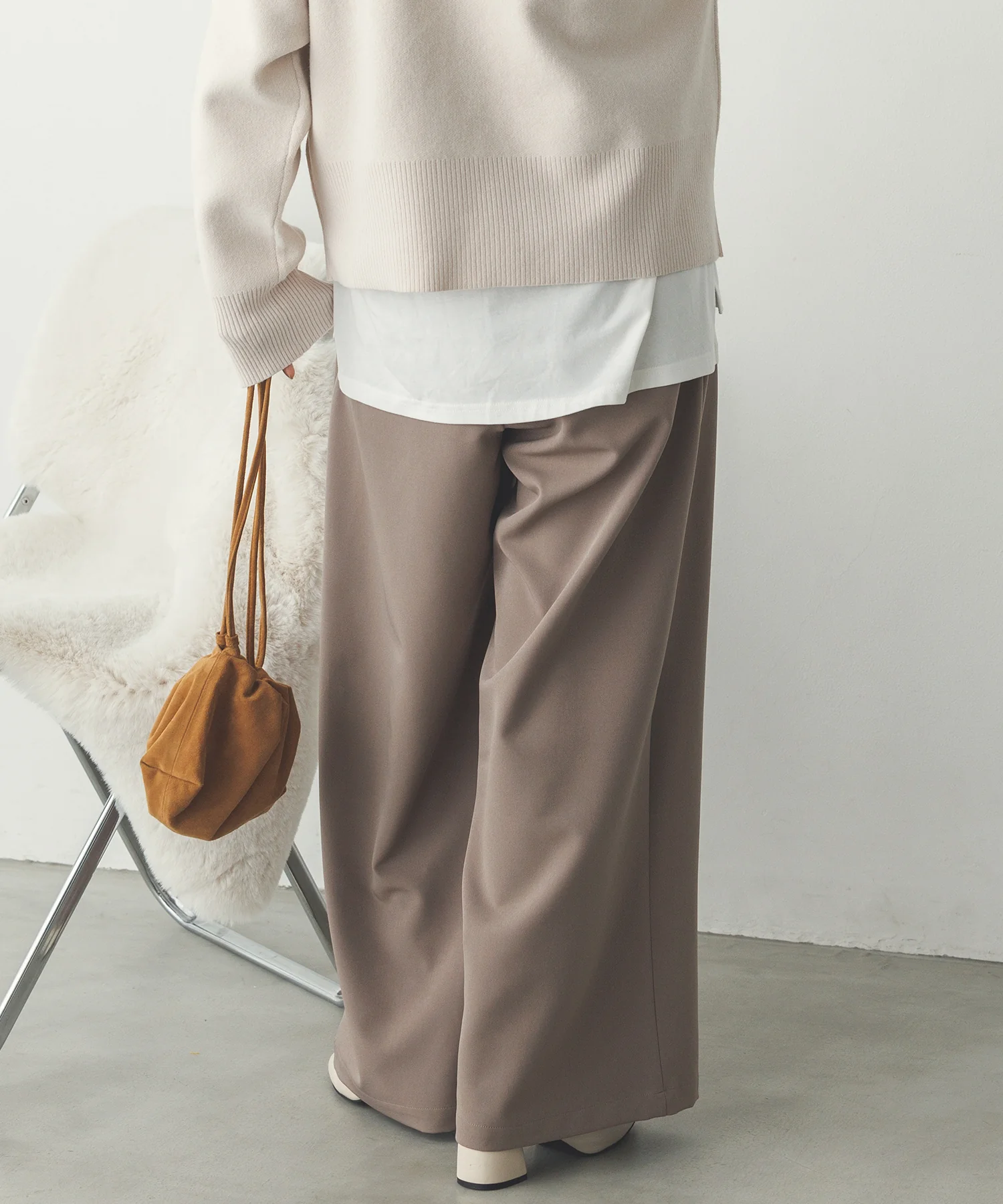 ストレッチワイドパンツ