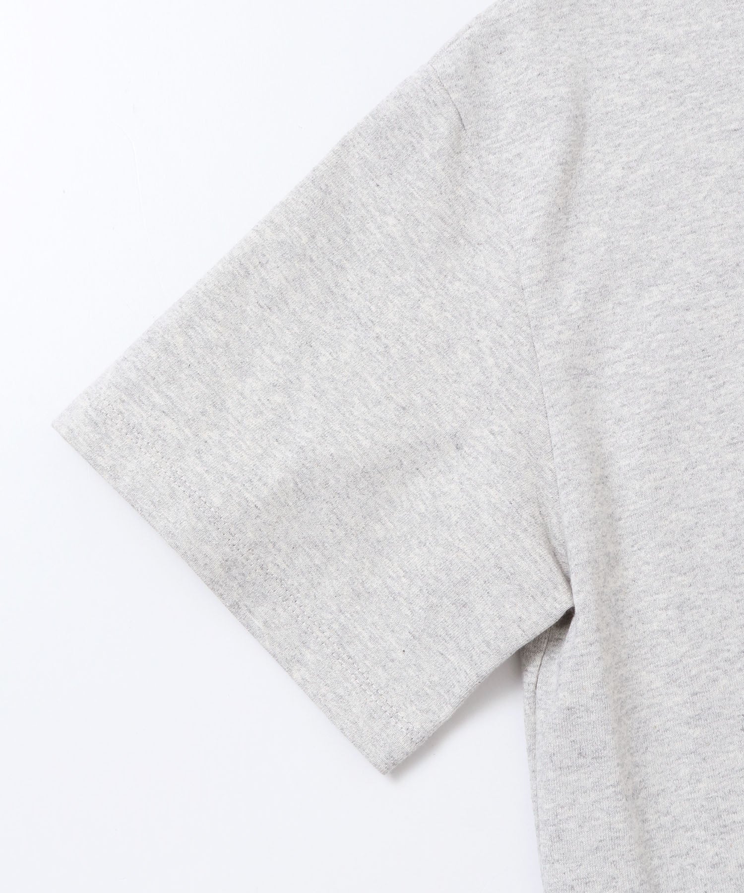 半袖 ロゴプリントTシャツ