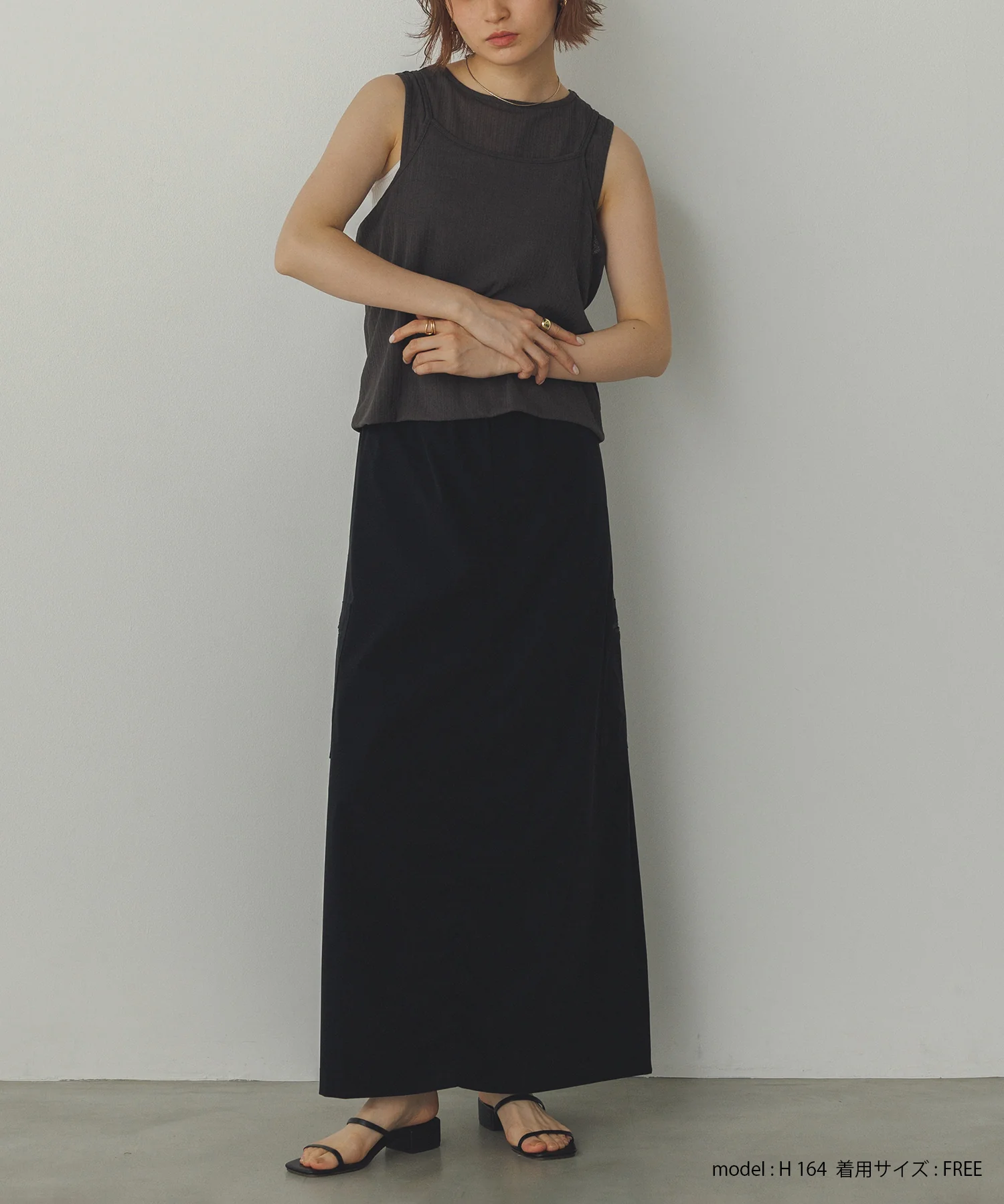 ランダムリブ シアータンクトップ