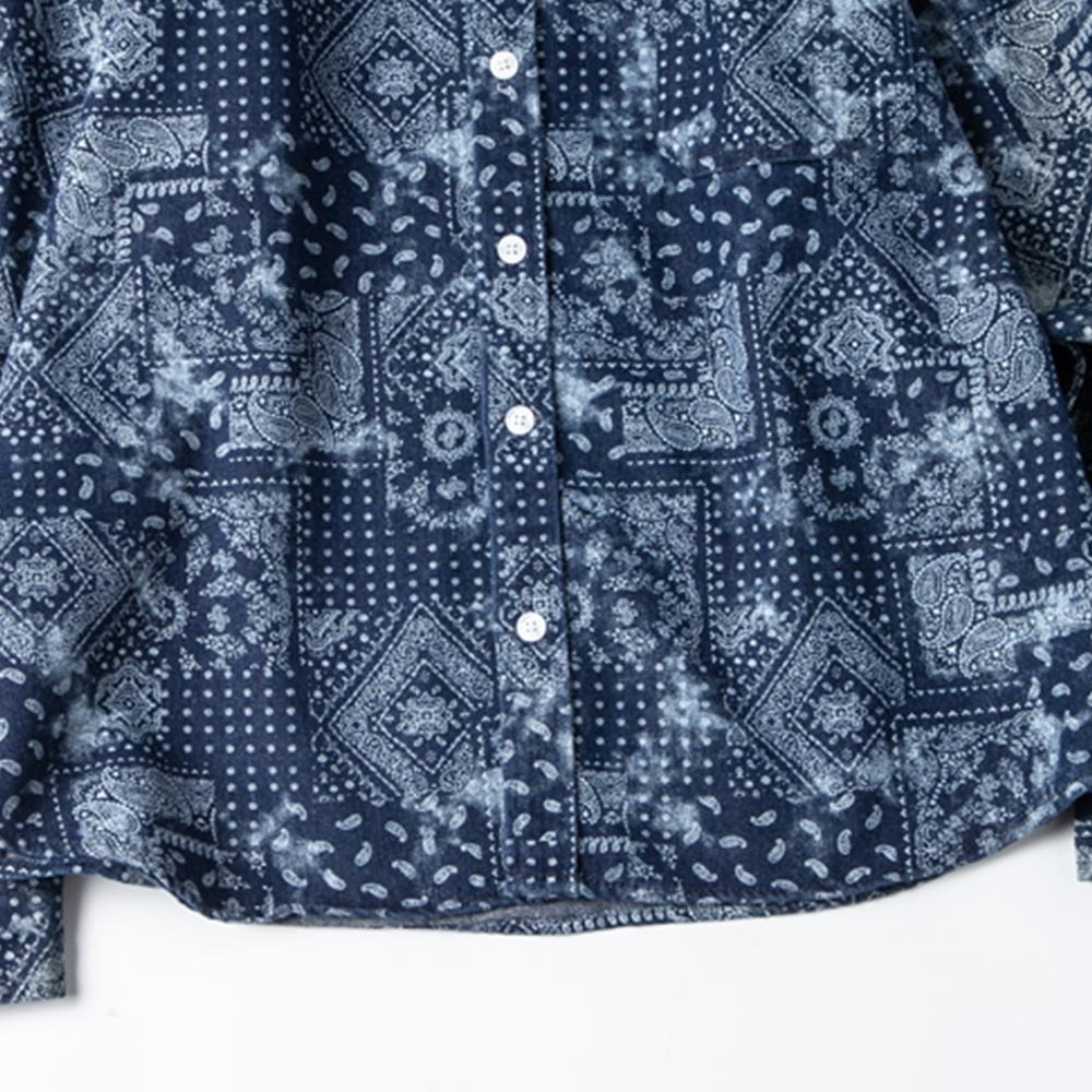 ソフトウォッシュドコットンデニムシャツ 　ペイズリー総柄プリント