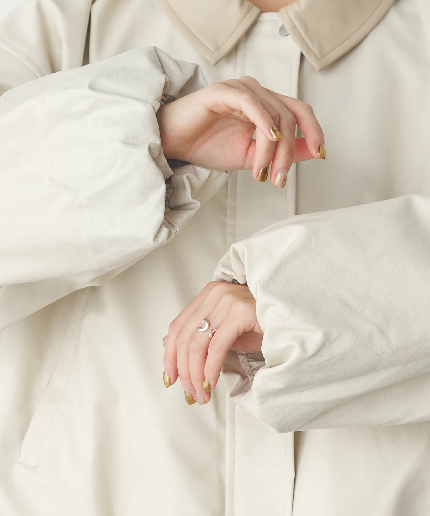 フェイクレザー バルーンブルゾン