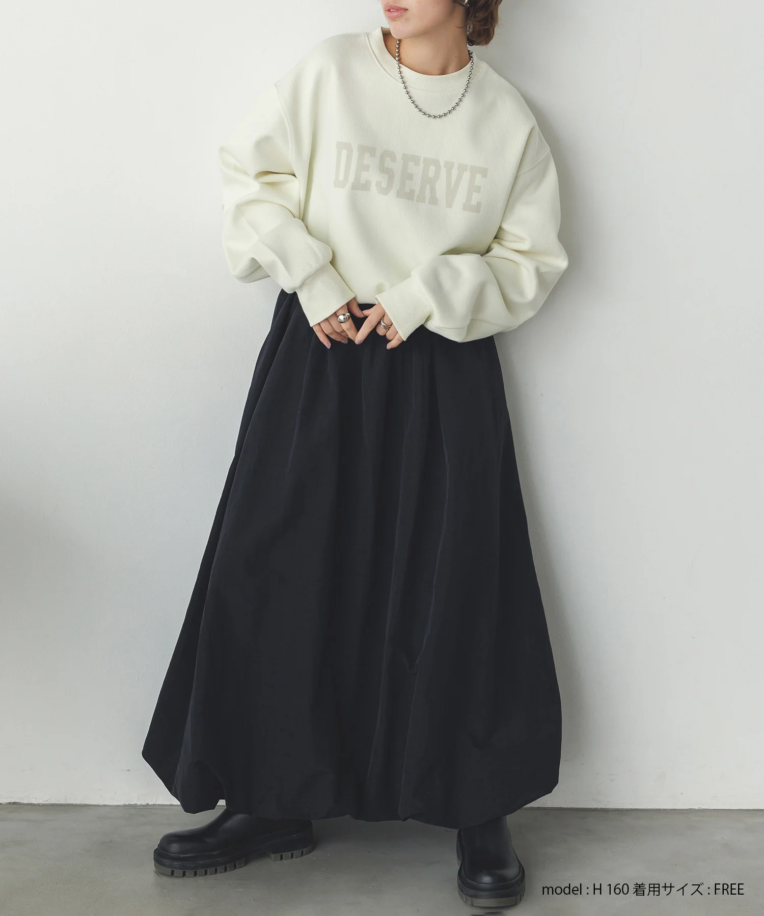 スリーブタック ロゴプリントスウェット