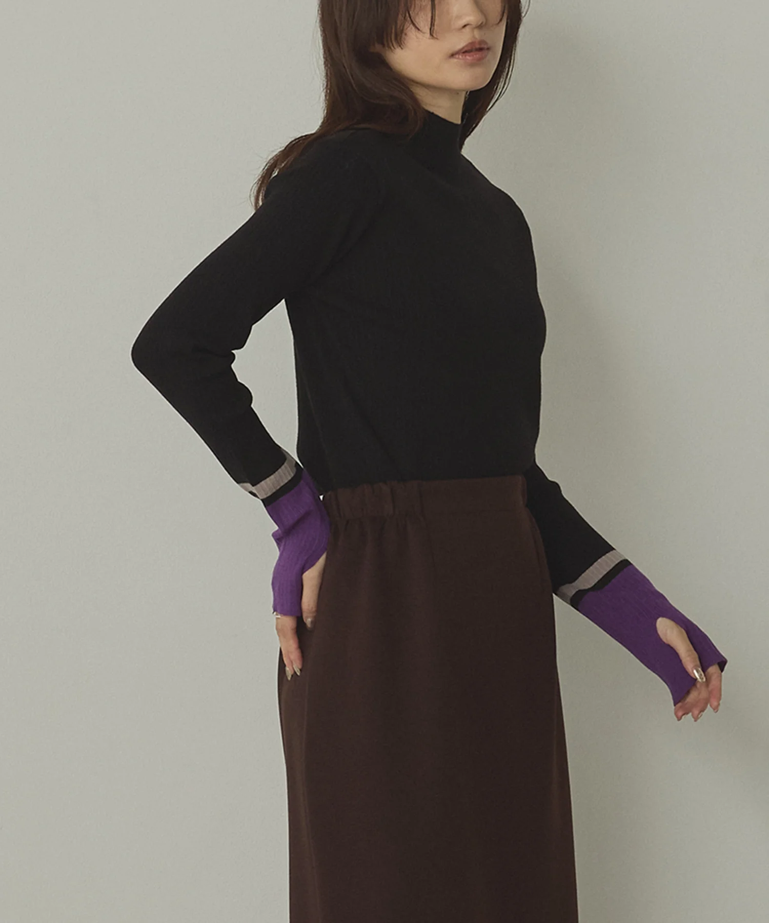 【静電気防止】やわもちヤーン 袖配色 ハイネックリブニット