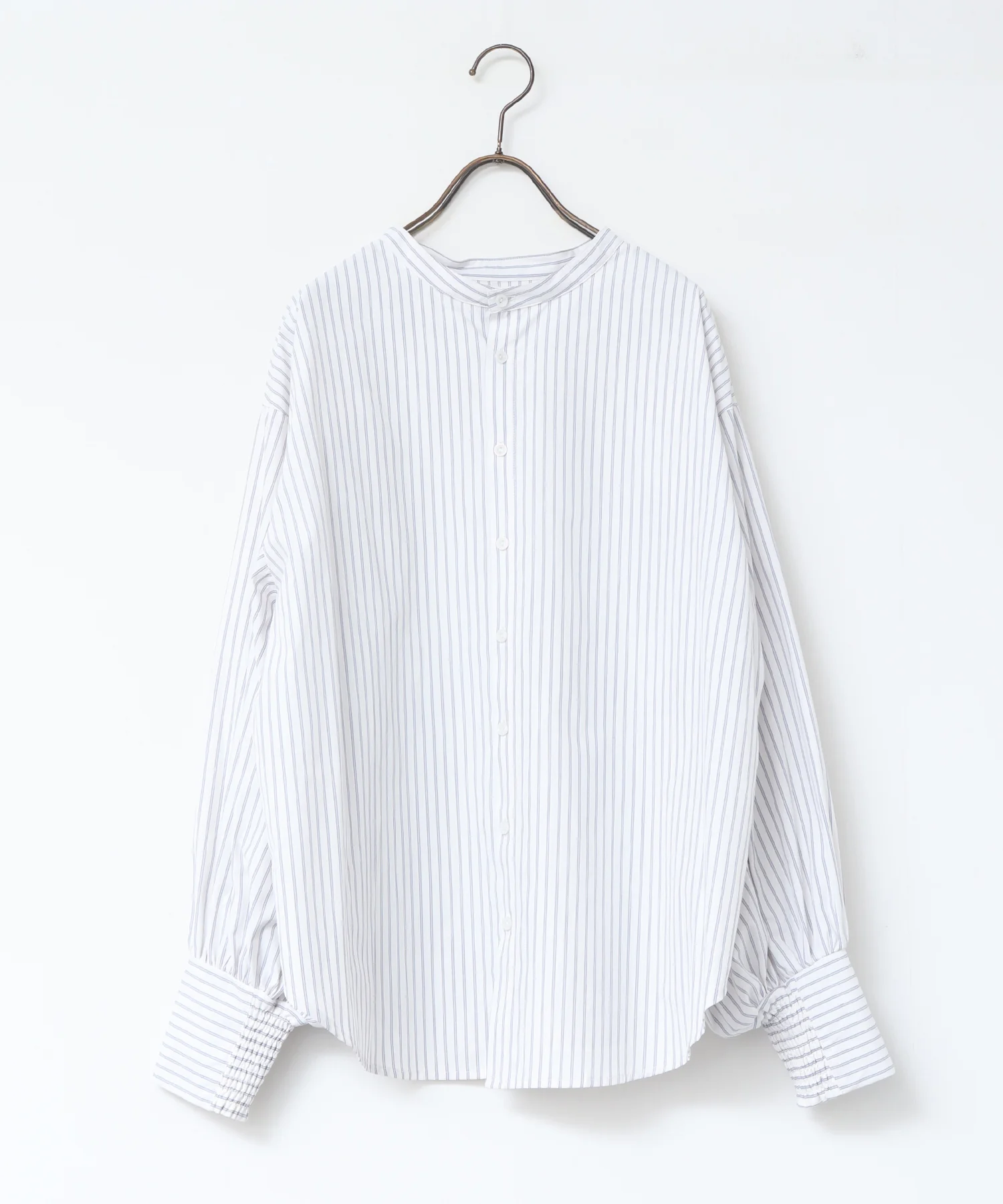 【WEB限定/別注】バンドカラー ボリュームスリーブ2WAYブラウス