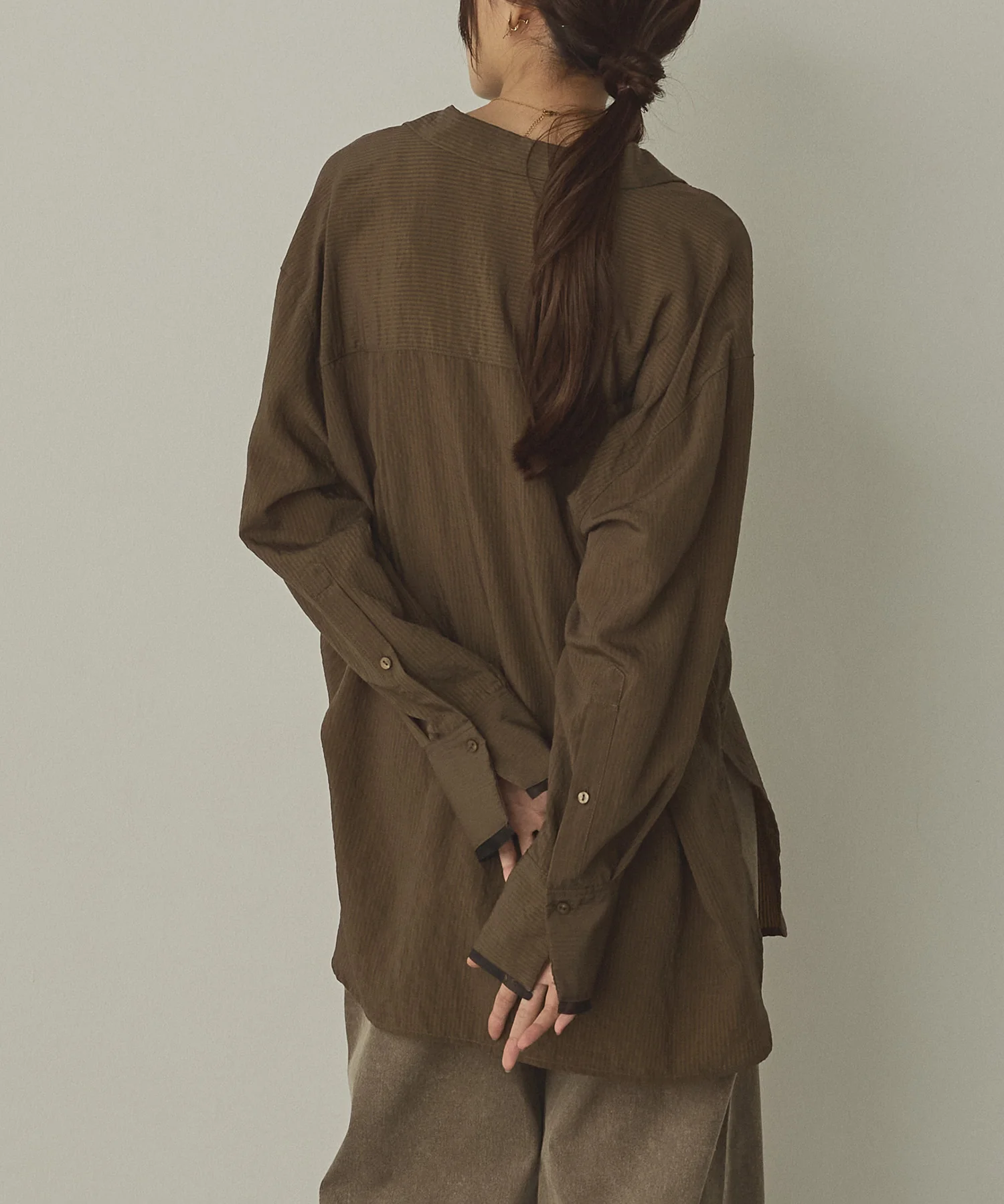 ツヤストライプ オーバーシャツ