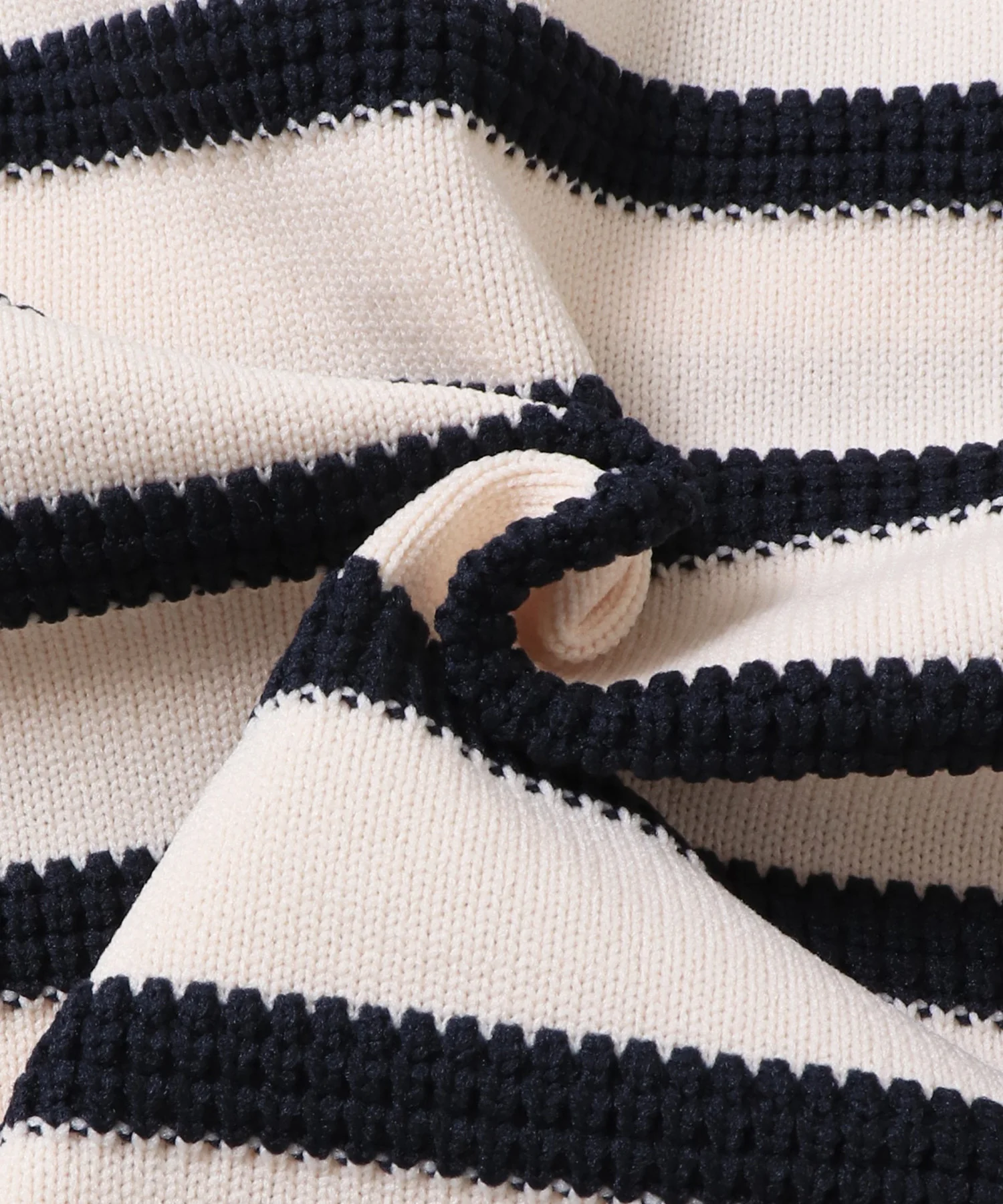 スポンディッシュ 柄編みボーダーニット