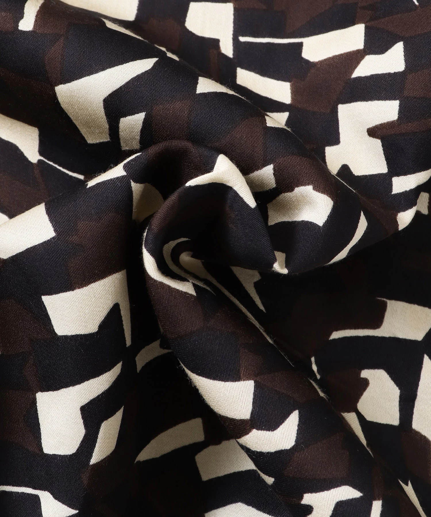 ジオメトリックプリント 半袖シャツ