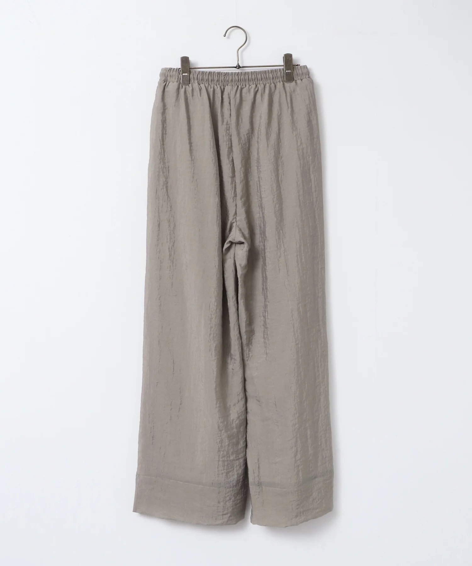 ツヤシアー ストレートパンツ