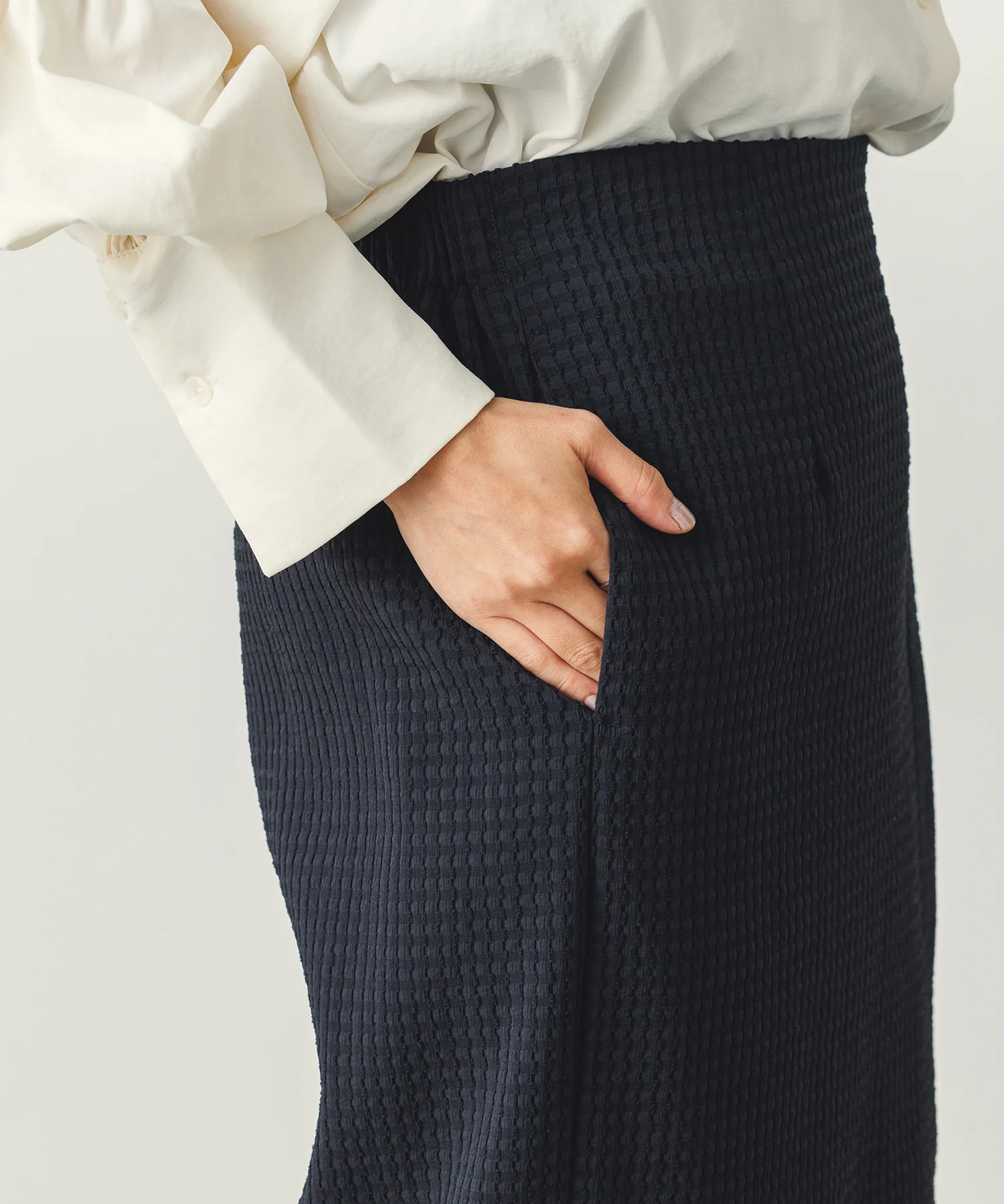 ラップ風ナロースカート