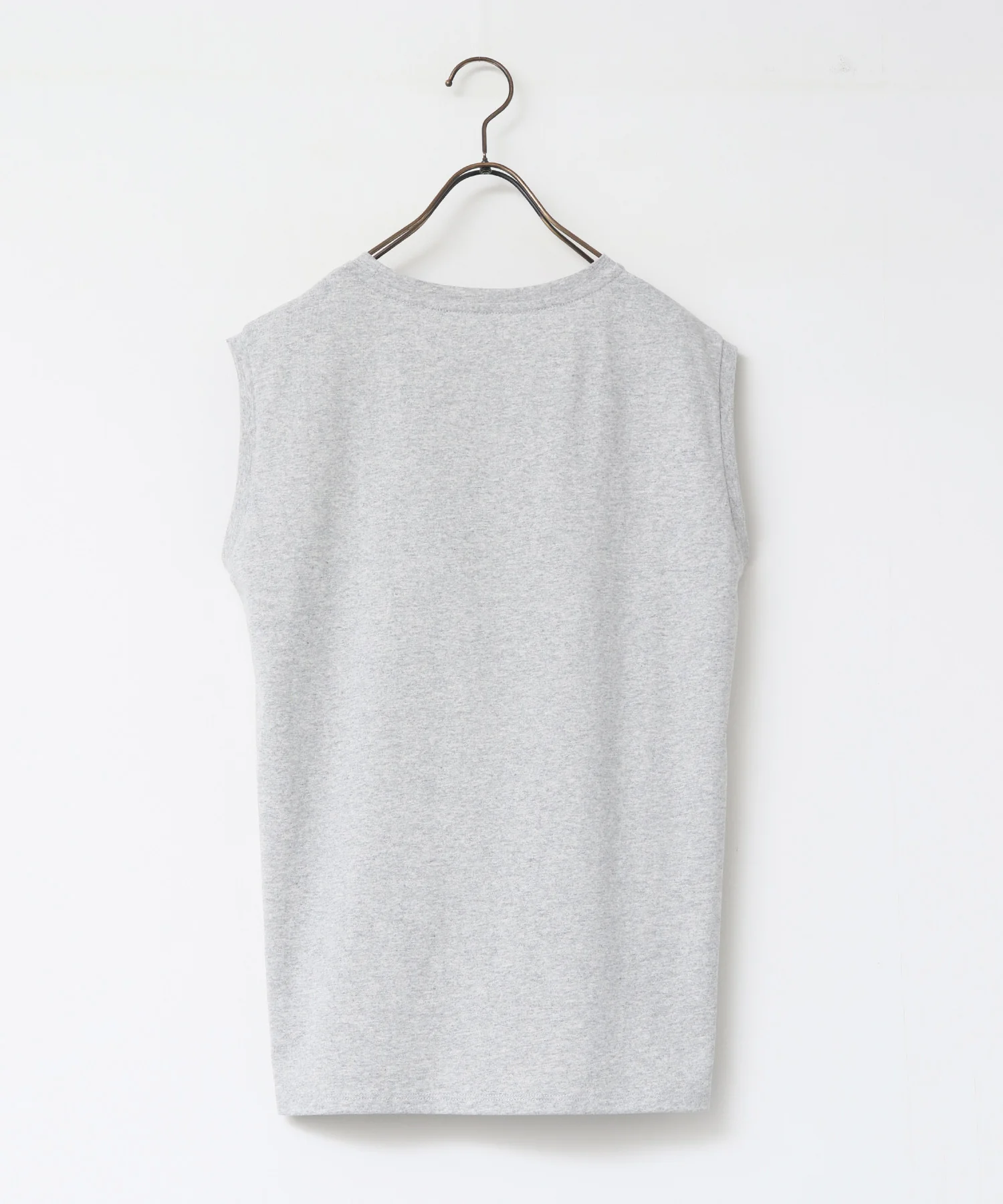 【新色追加】ベーシックノースリーブトップス