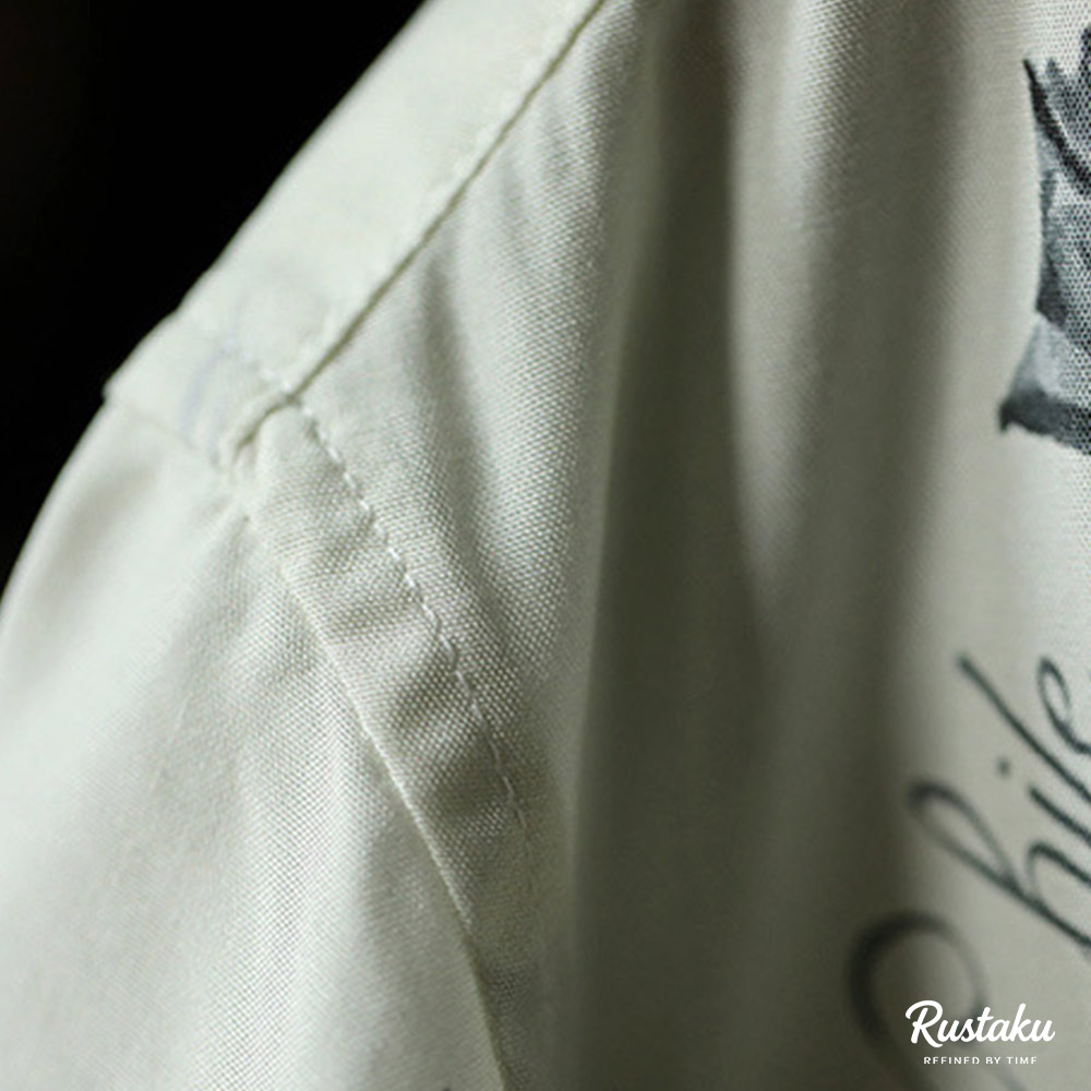 冷感リヨセル　サソリとバラの総柄アロハシャツ