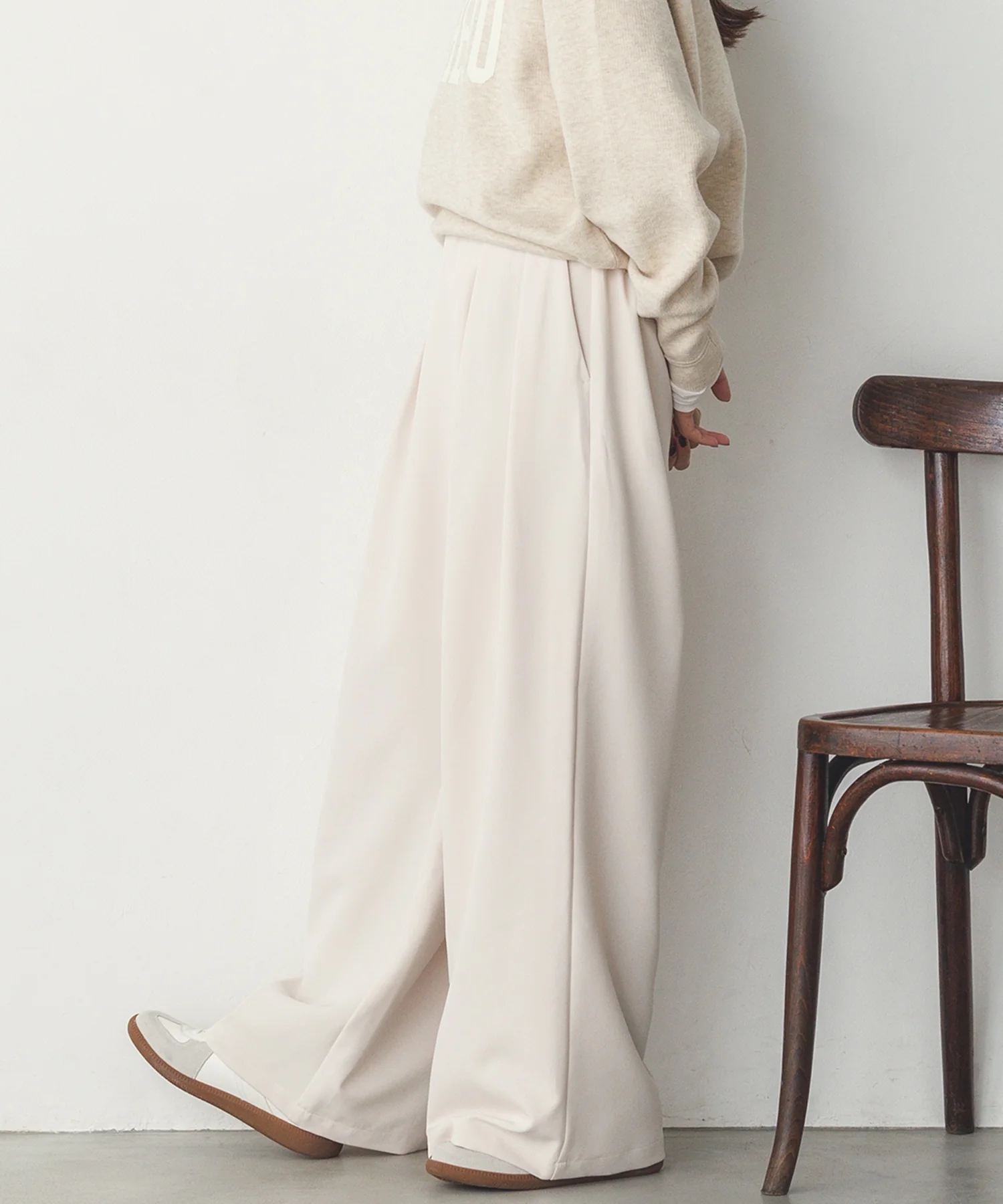 ストレッチワイドパンツ