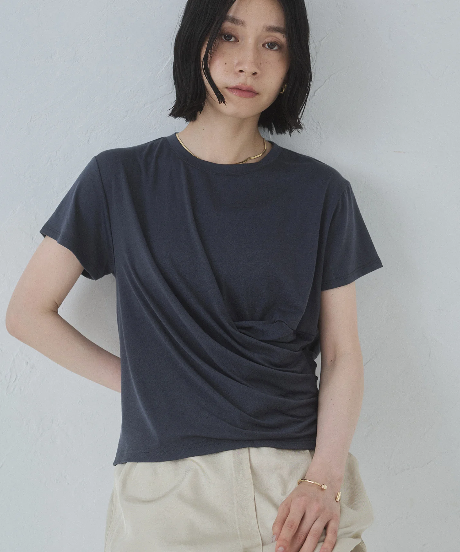 ドレープ デザイントップス