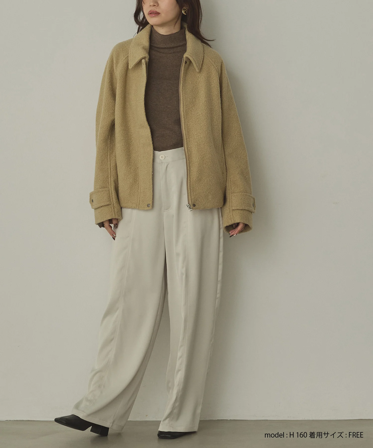 くるくるブークレ ショートブルゾン