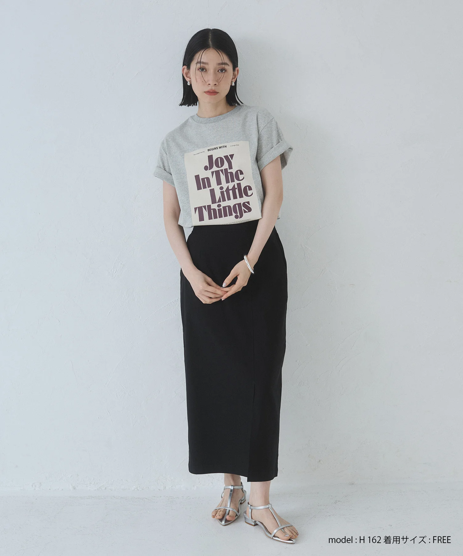 半袖 ロゴプリントTシャツ