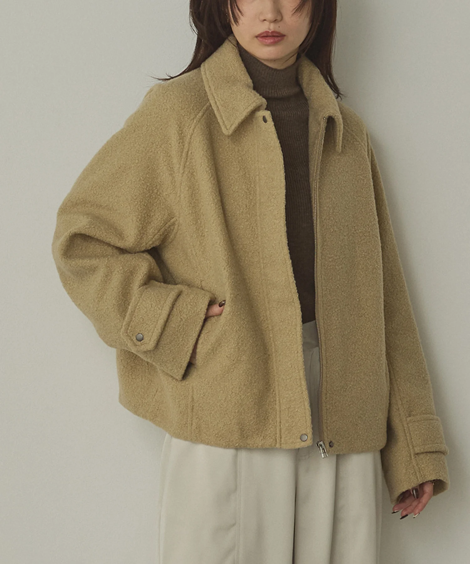 くるくるブークレ ショートブルゾン