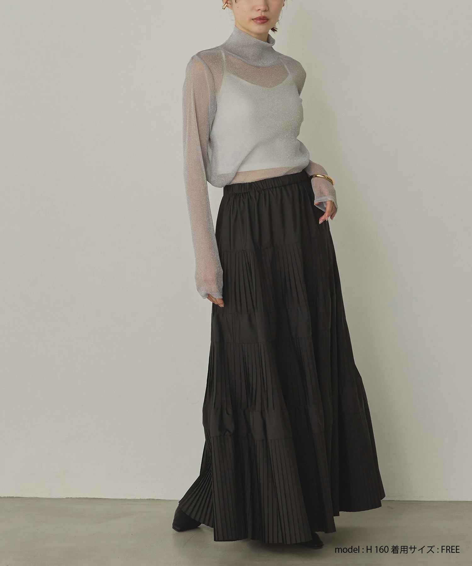 【新色追加】ラメシアー ハイネックトップス