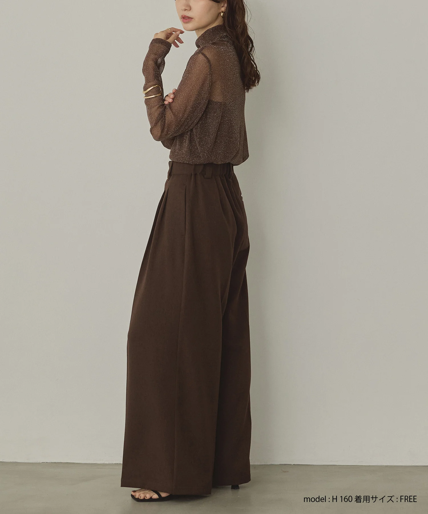 【新色追加】ラメシアー ハイネックトップス