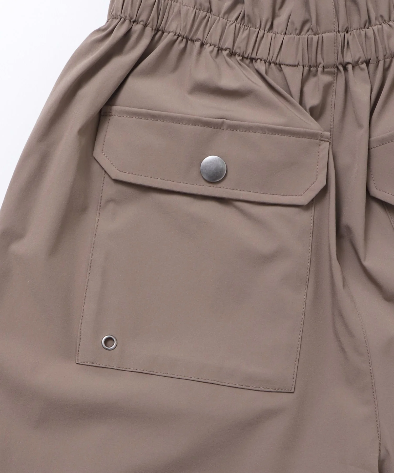 【接触冷感】フリルギャザー ショートパンツ