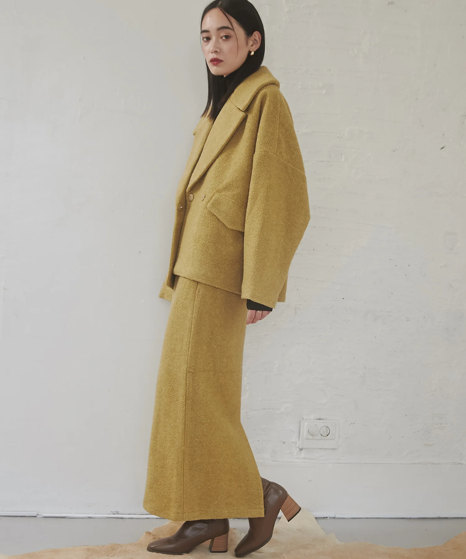 ミニブークレ オーバージャケット