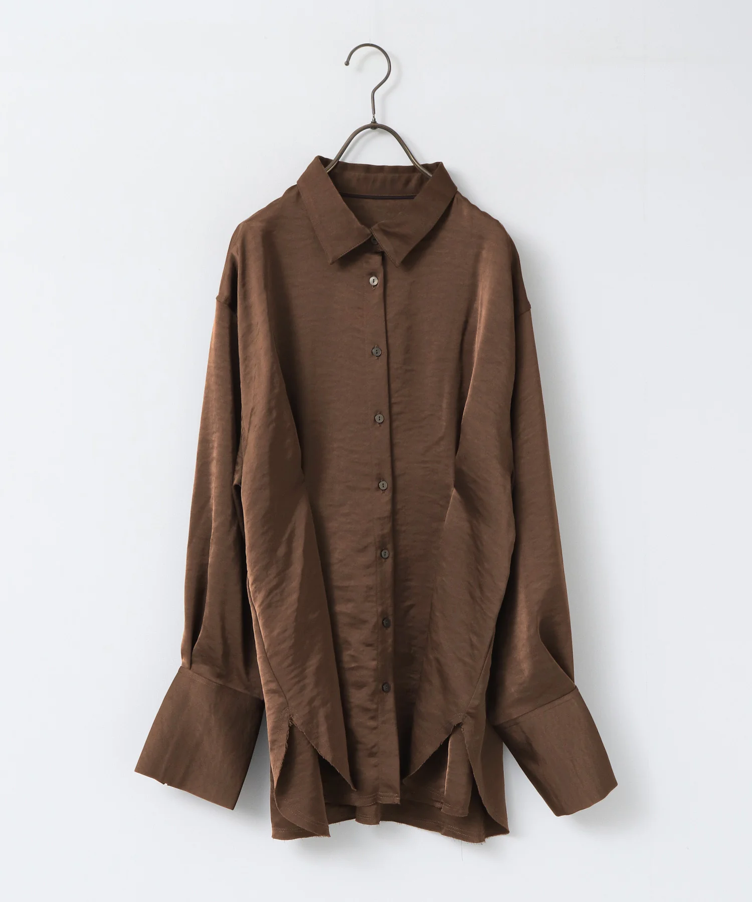 マットサテン タックシャツ