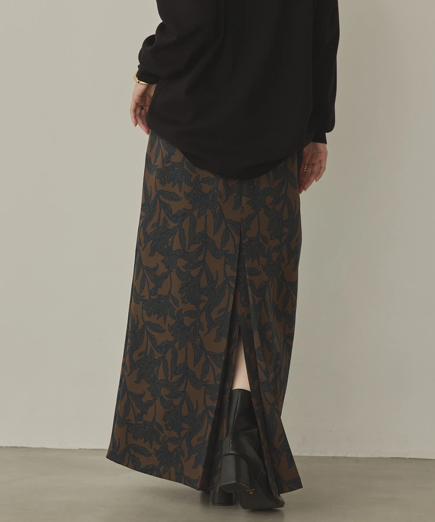 花柄プリント ナロースカート